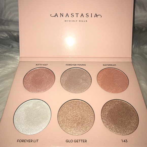 Anastasia x Nicole Guerriero Glow Kit